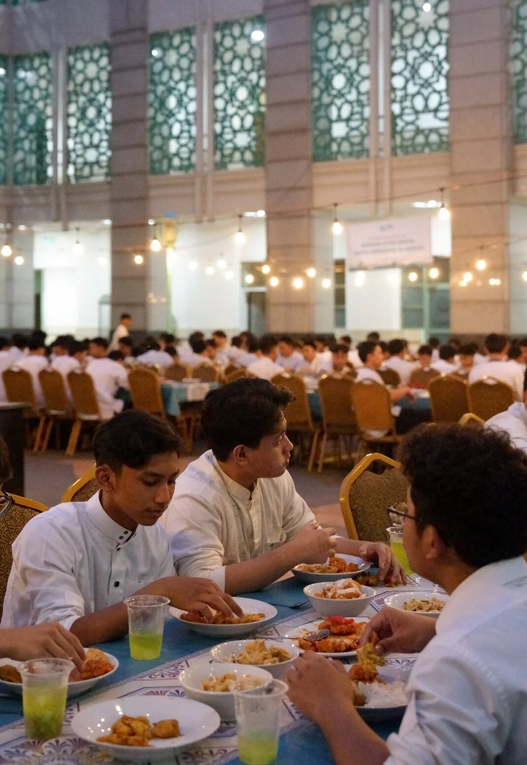 Foto 11 dari album Iftar Bersama Santri Tahfidz 2025